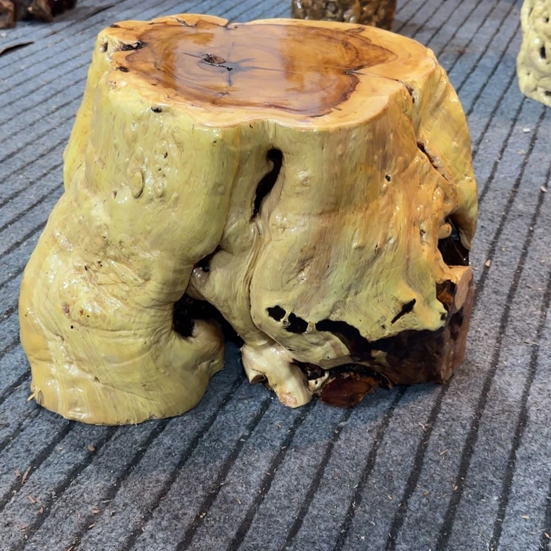 立***装龙纹鸡心枣木手工艺品