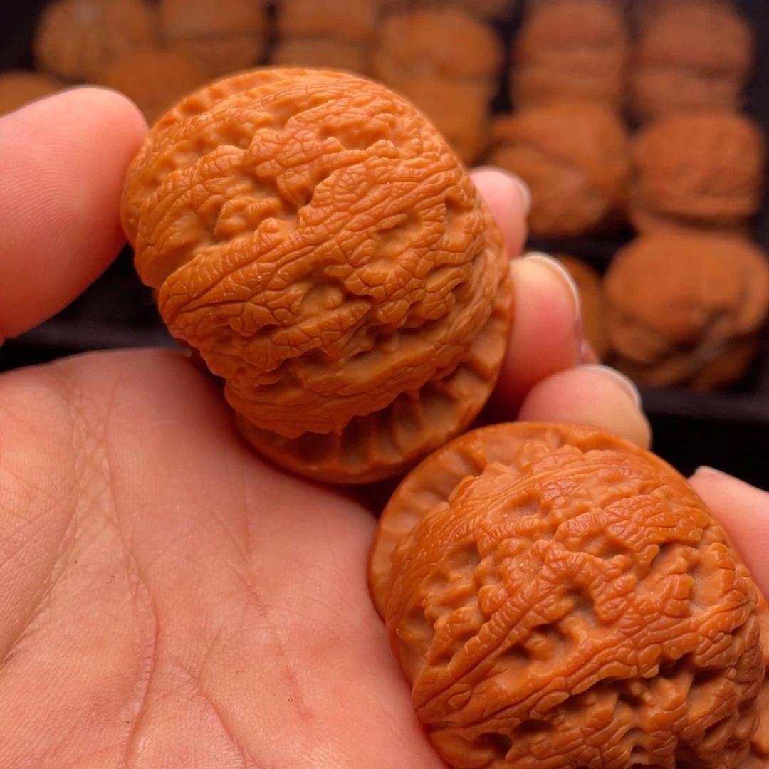 文玩核桃把件秦岭山脉