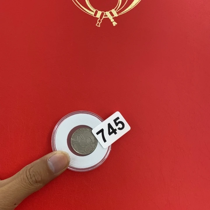 普通金属币哦哦哦哦哦哦哦哦