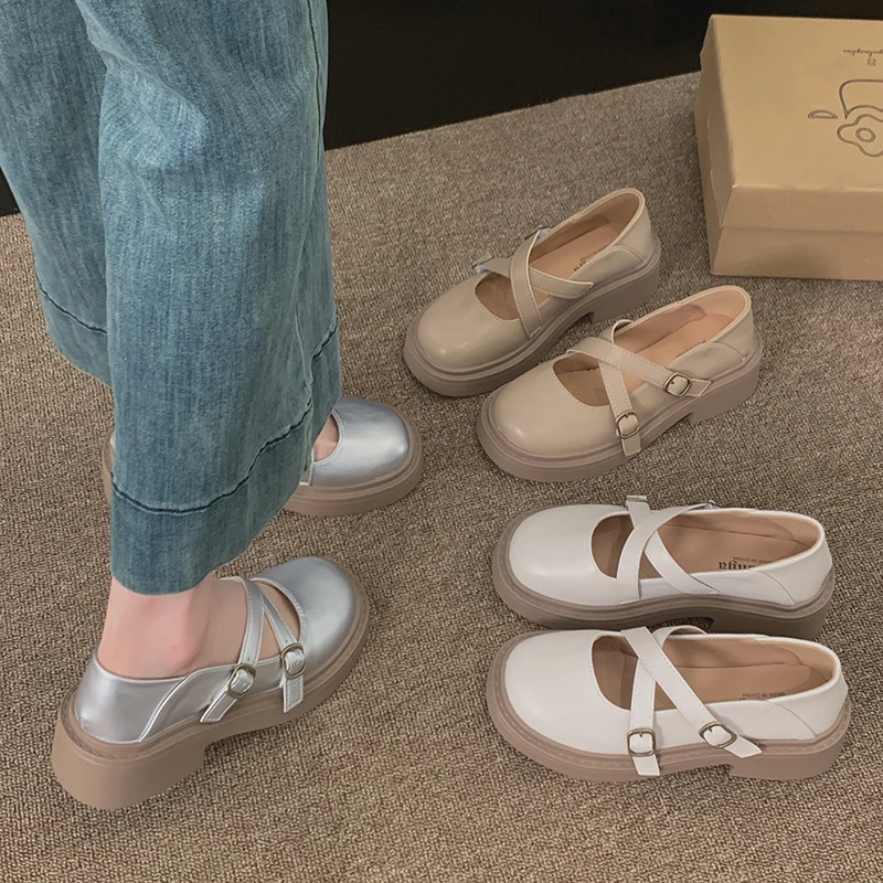 贾不假玛丽珍鞋女2025春季新款温柔复古简约百搭粗跟日系小皮鞋春