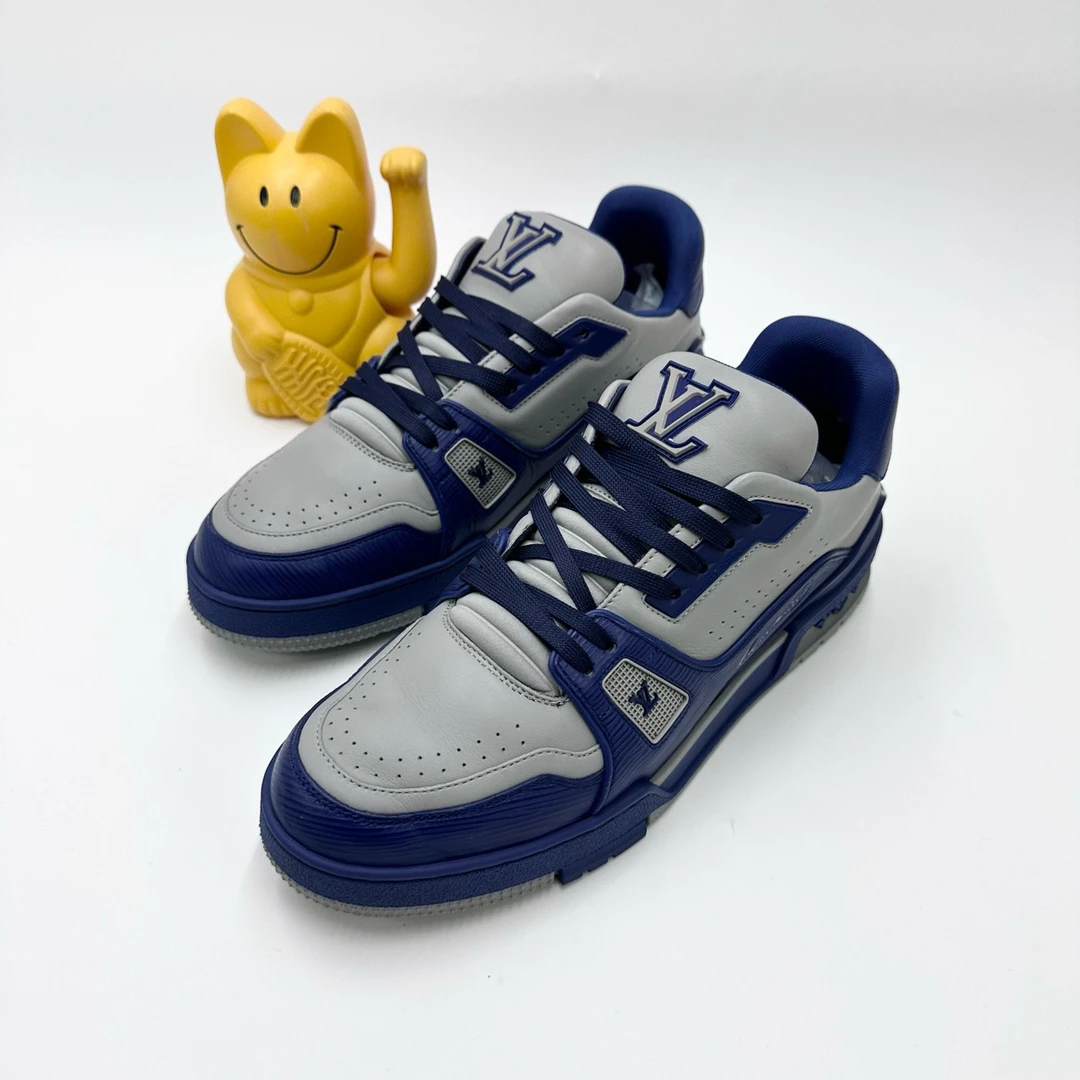 95新 LouisVuitton/路易威登 Lv/41码/灰蓝水波纹Trainer板鞋/