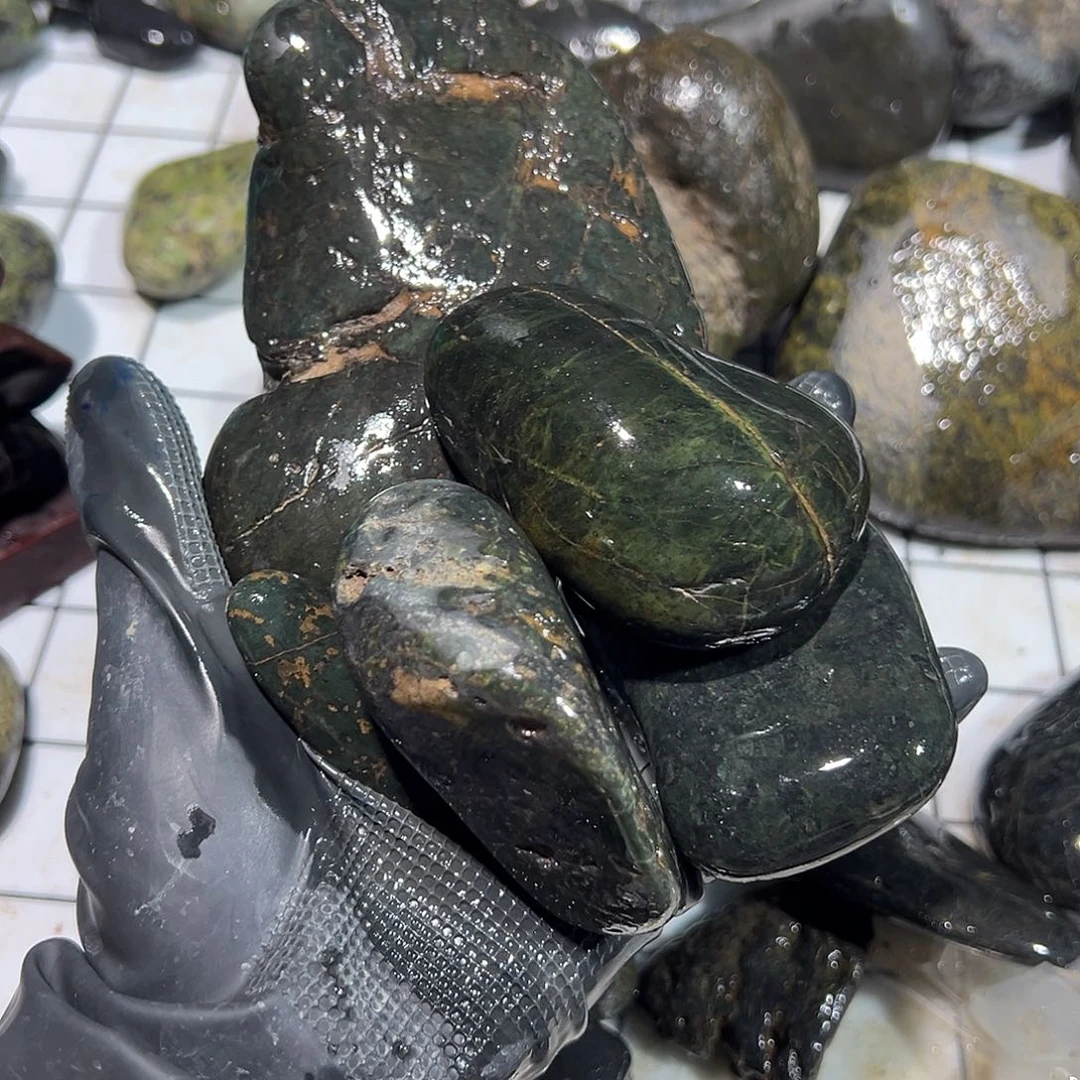 合金蛇纹石玉西藏藏玉药王石鸿****验