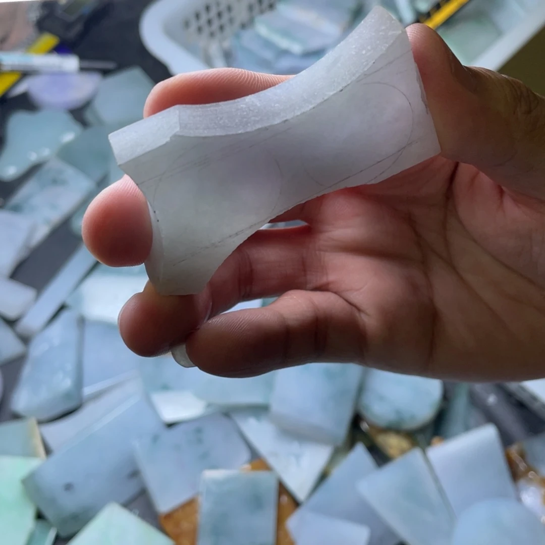 未镶嵌定制翡翠