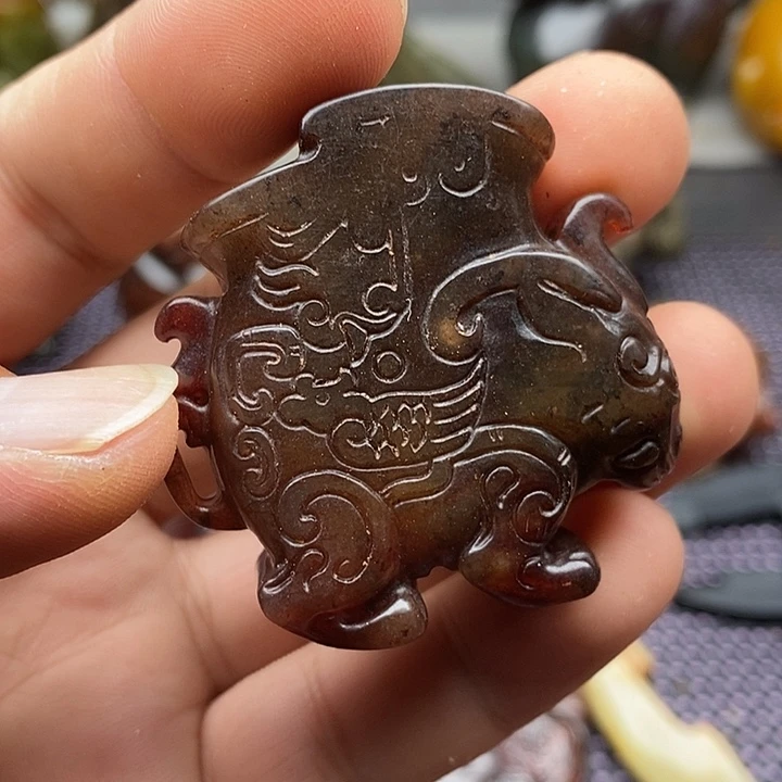 未镶嵌蛇纹石玉颈饰