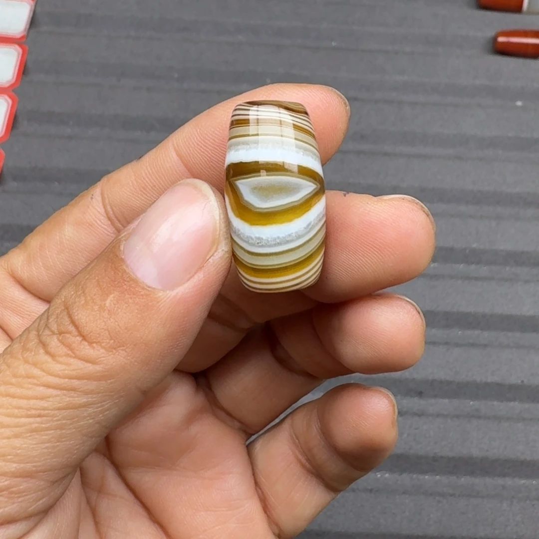 吖***咘玛瑙/玉髓合金珠宝半成品