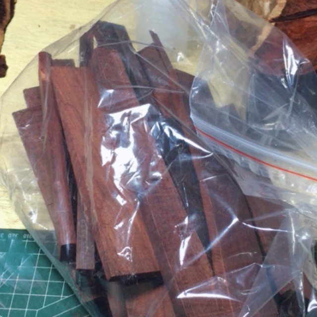 【闪购商品】檀香紫檀（小叶紫檀）用****5