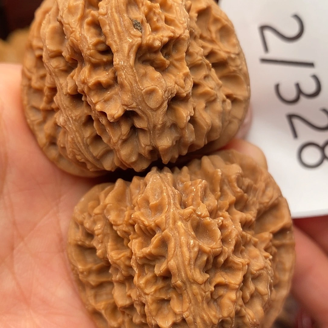 把件文玩核桃45三角疆