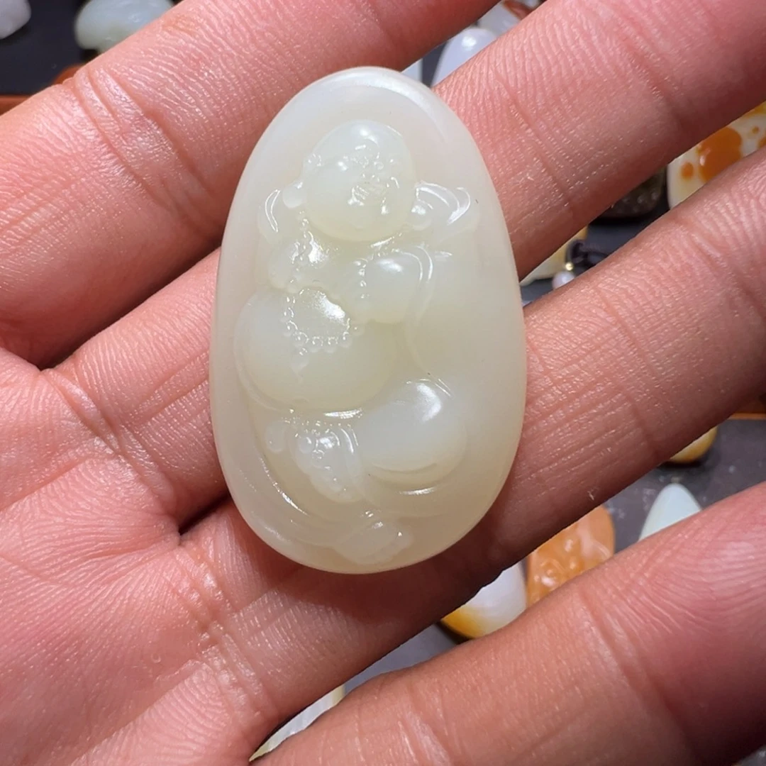 恒***宇颈饰未镶嵌和田玉