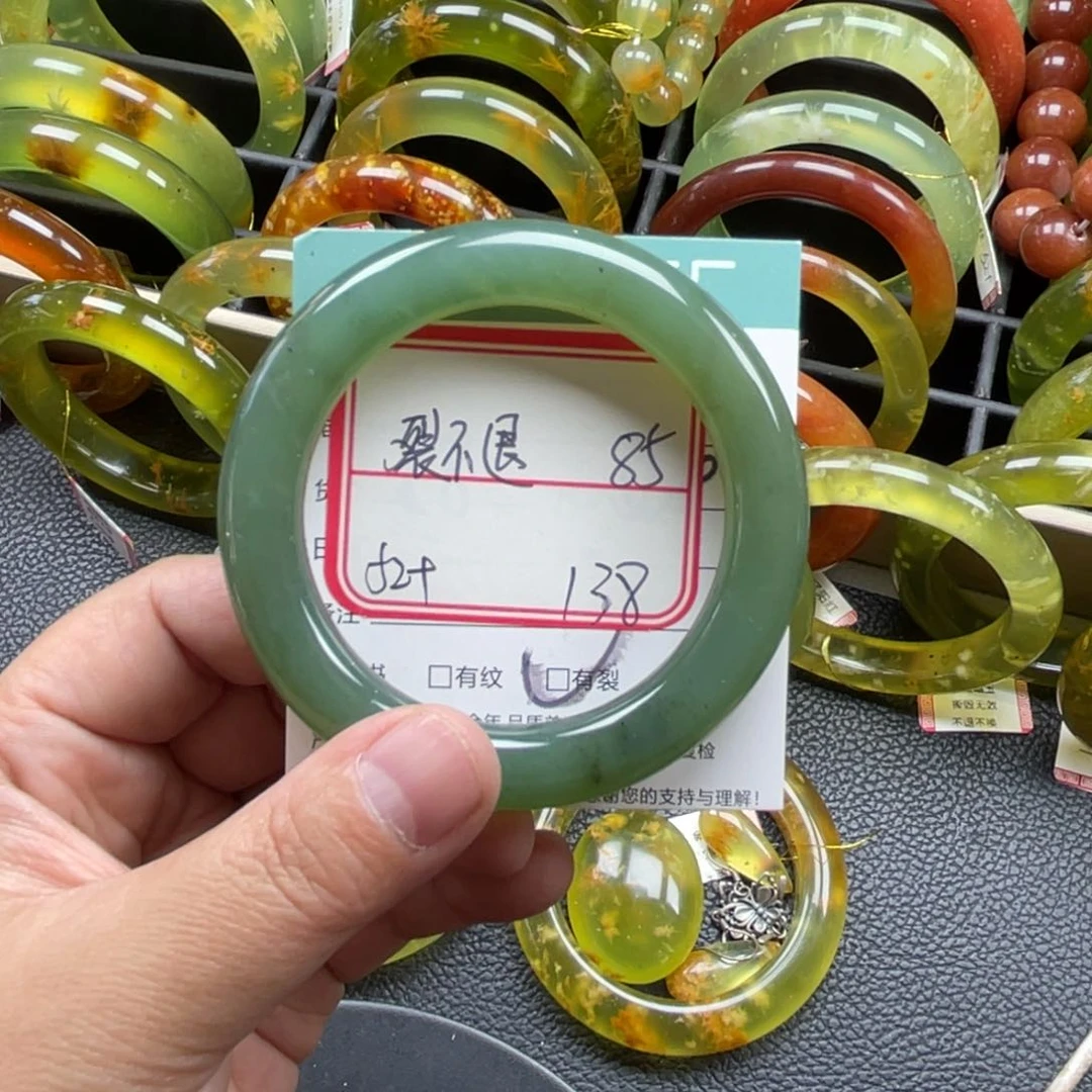 未镶嵌蛇纹石玉手镯有裂手镯特价不退不换