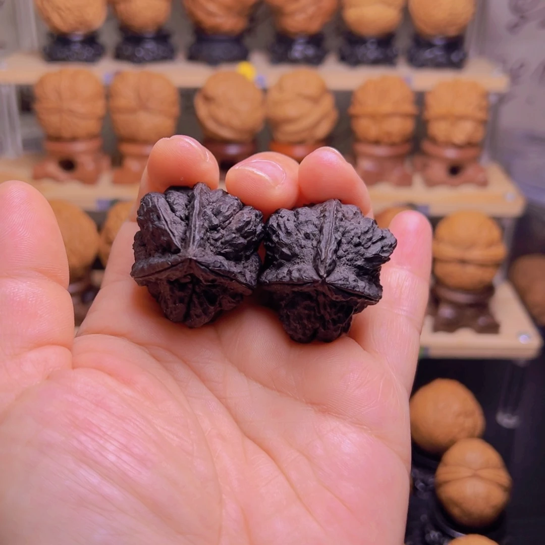 文玩核桃把件10w金蟾塔35尺