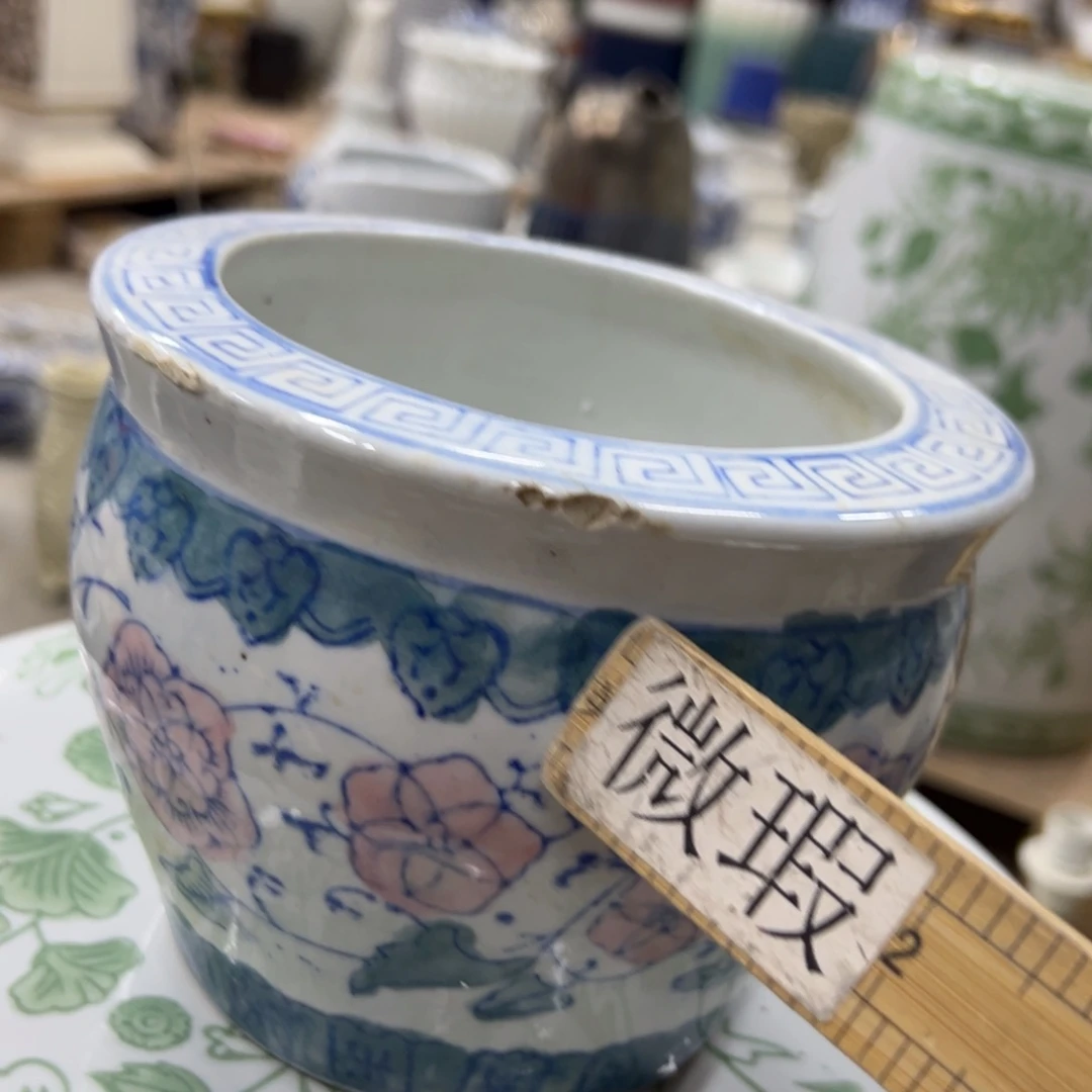 瓷片微瑕青花瓷器值得收藏