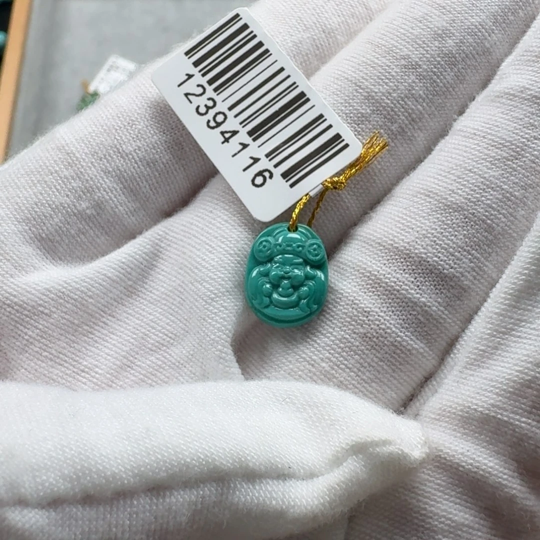 绿松石未镶嵌挂件