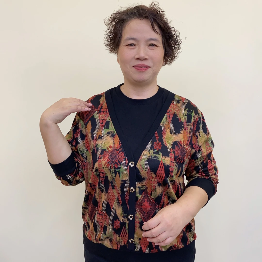秋季中老年洋气妈妈装假两件长袖纽扣减龄时尚百搭碎花上衣8803