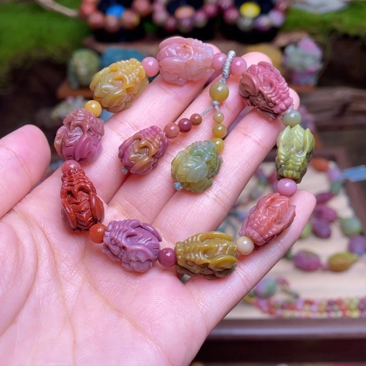 玛瑙/玉髓未镶嵌珠宝半成品盐源玛瑙貔貅艳丽色串