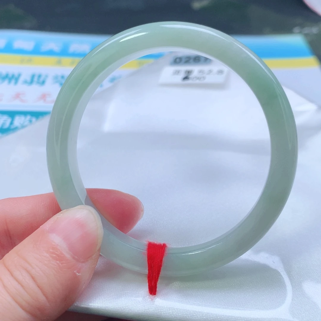 翡翠手镯未镶嵌0267号