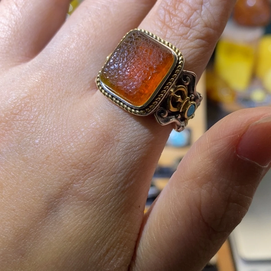 欧***雨琥珀银S925镶嵌戒指蜜蜡