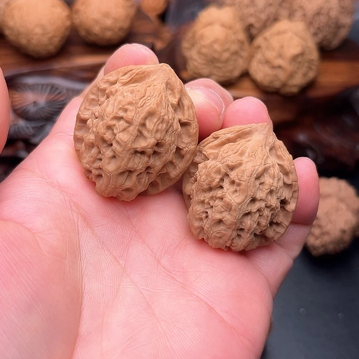 桃核把件胡*m核桃观音肚