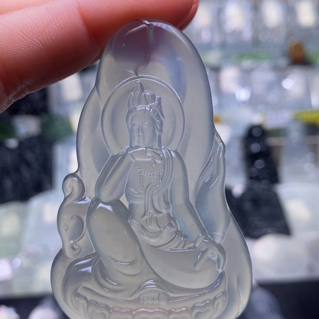 蛇纹石玉颈饰未镶嵌明***好，