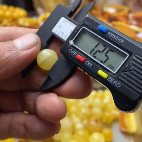 手串蜜蜡未镶嵌吊坠