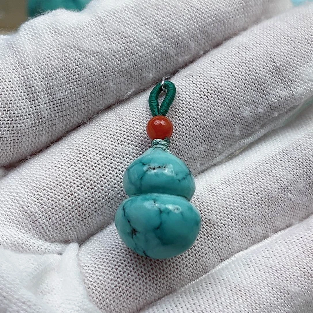 L***y绿松石未镶嵌配饰