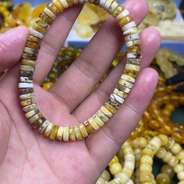 未镶嵌琥珀珠宝奇石