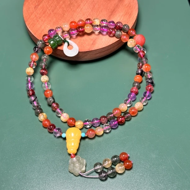 D81天然水晶*和田玉*琥珀蜜蜡手链（多样性发其一）