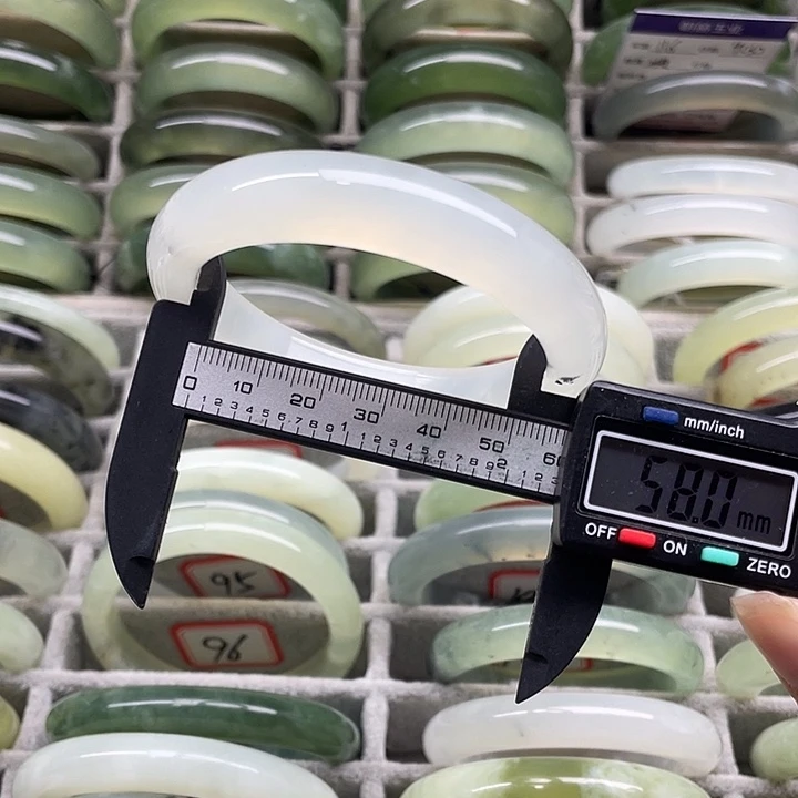 未镶嵌蛇纹石玉手镯103