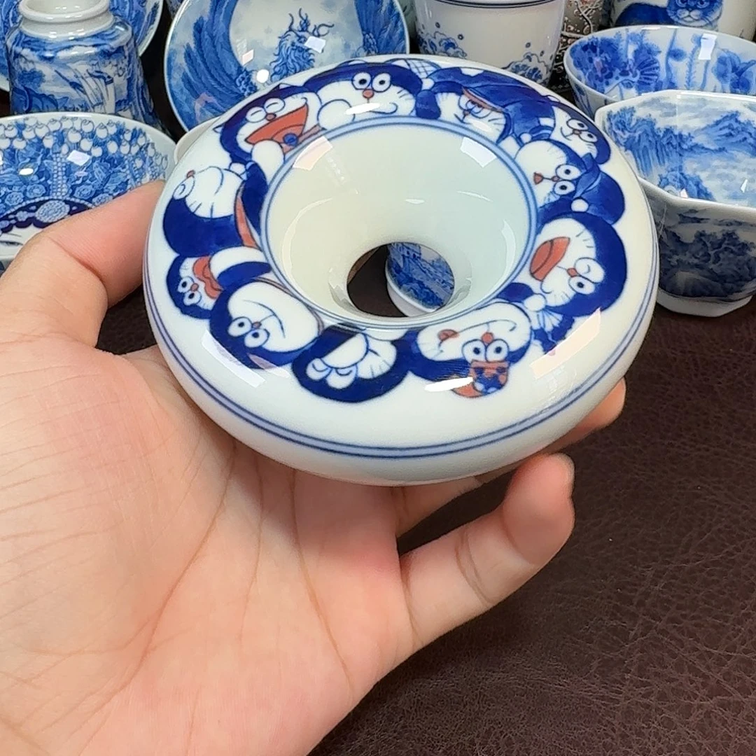现代景德镇陶瓷杯