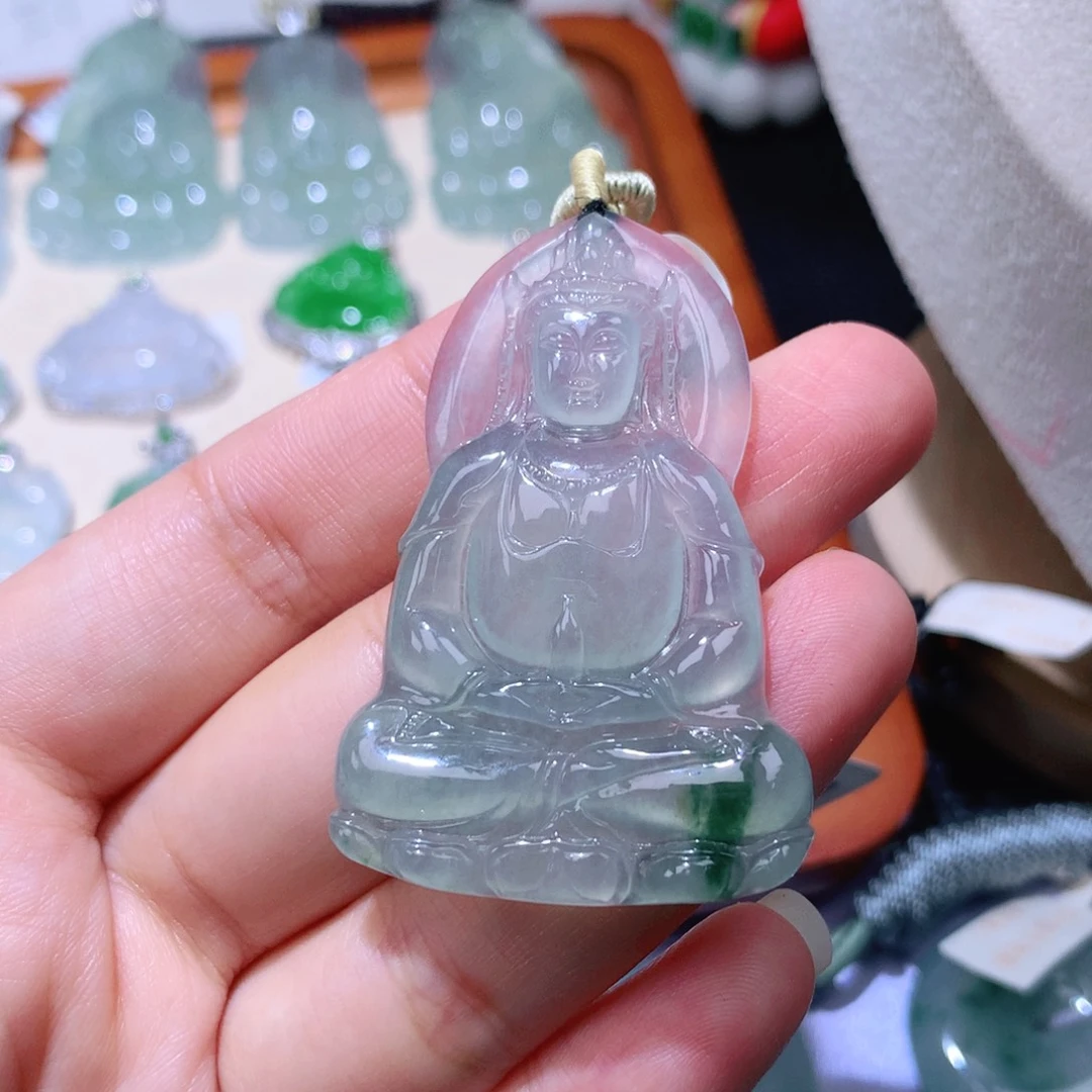 颈饰未镶嵌翡翠素衣