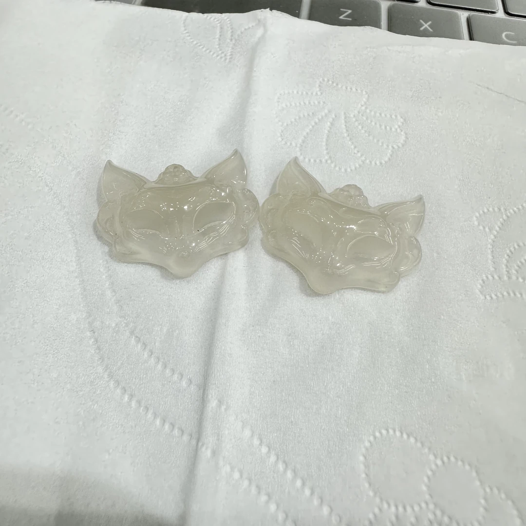 玛瑙玉髓狐狸吊坠多样性发其一