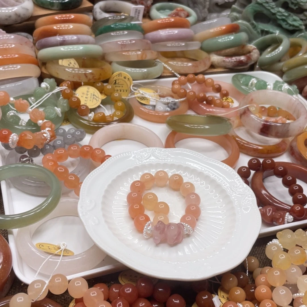 石英质玉手链未镶嵌@****