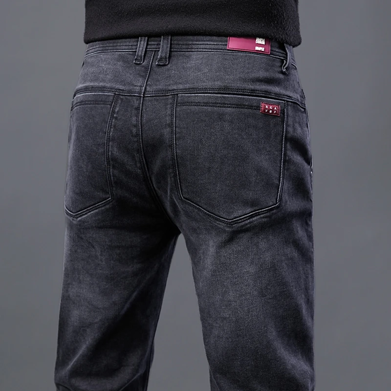 臣吾轻奢高端男士牛仔裤2025年秋冬修身小直筒百搭耐磨黑灰长裤子