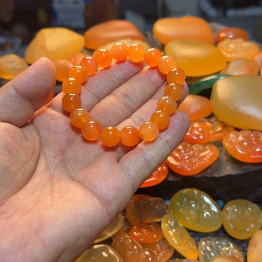 临***海石英岩玉手串未镶嵌