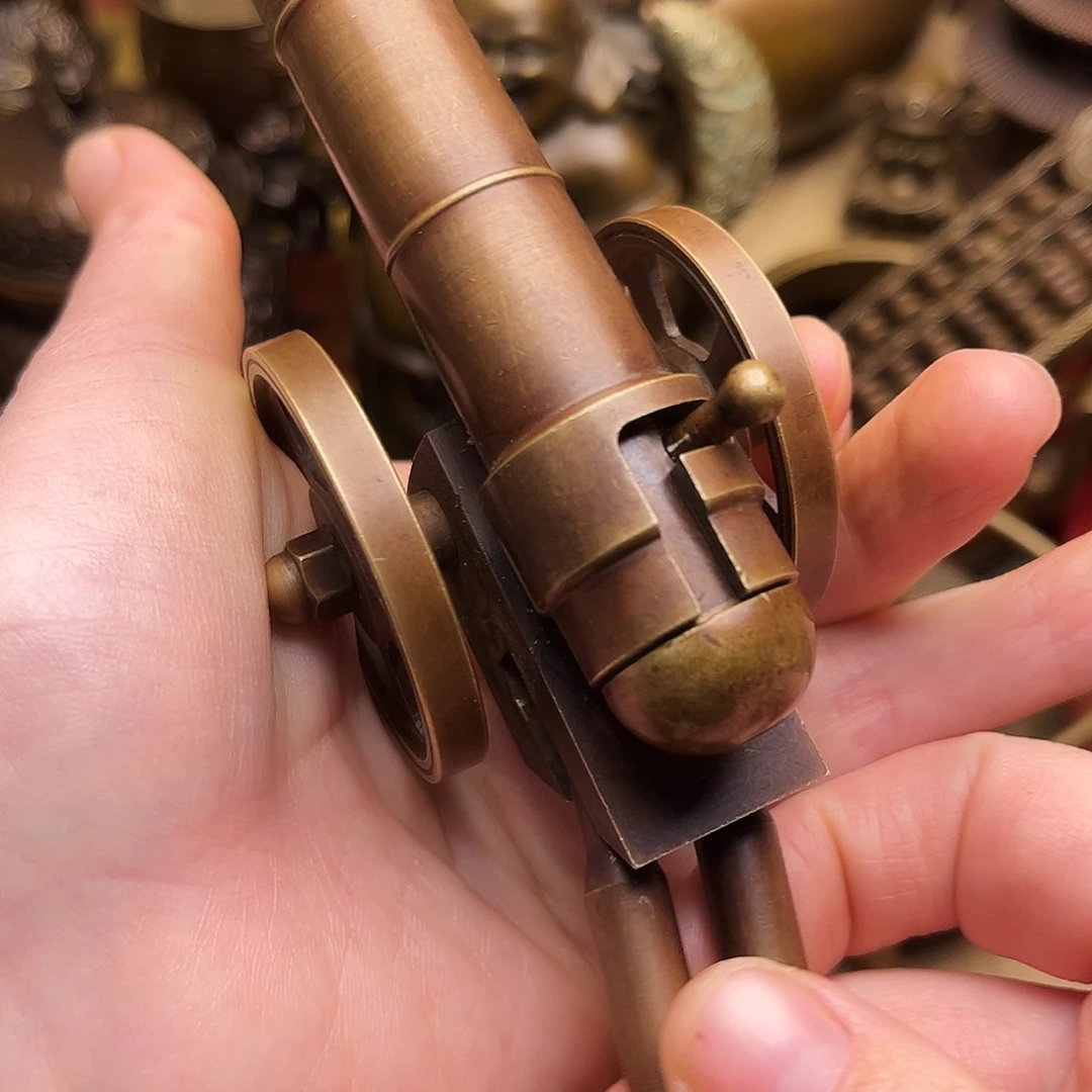 精美铜器点击购买