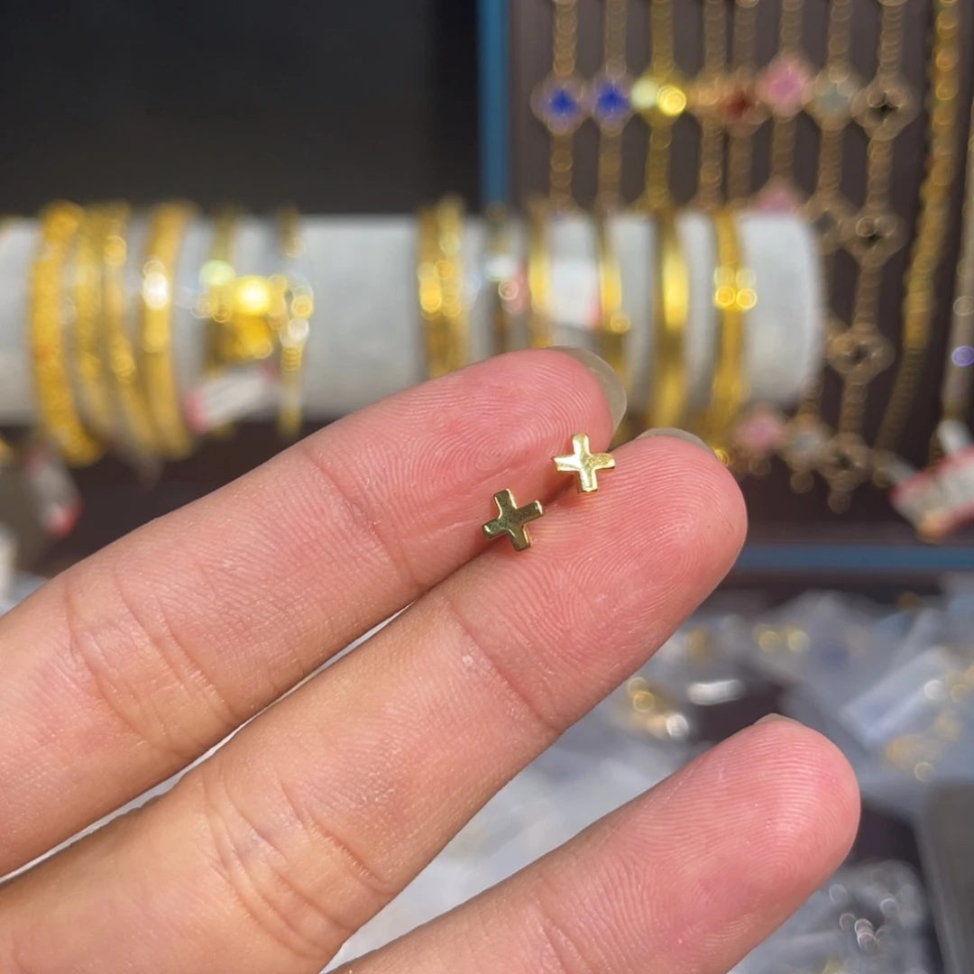 足银加号耳钉简约