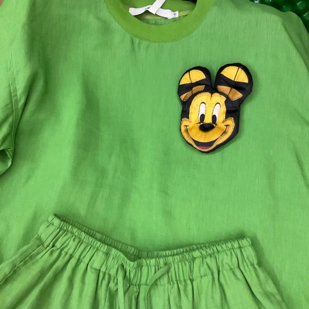 【劉發發】Q090【绿色卡通套装】时尚百搭休闲宽松韩版亚麻套装