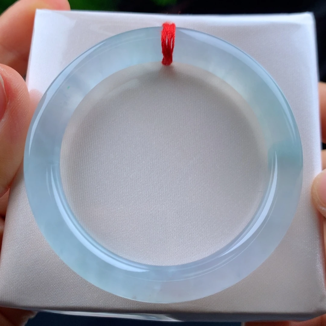 翡翠未镶嵌手镯冰透炸光