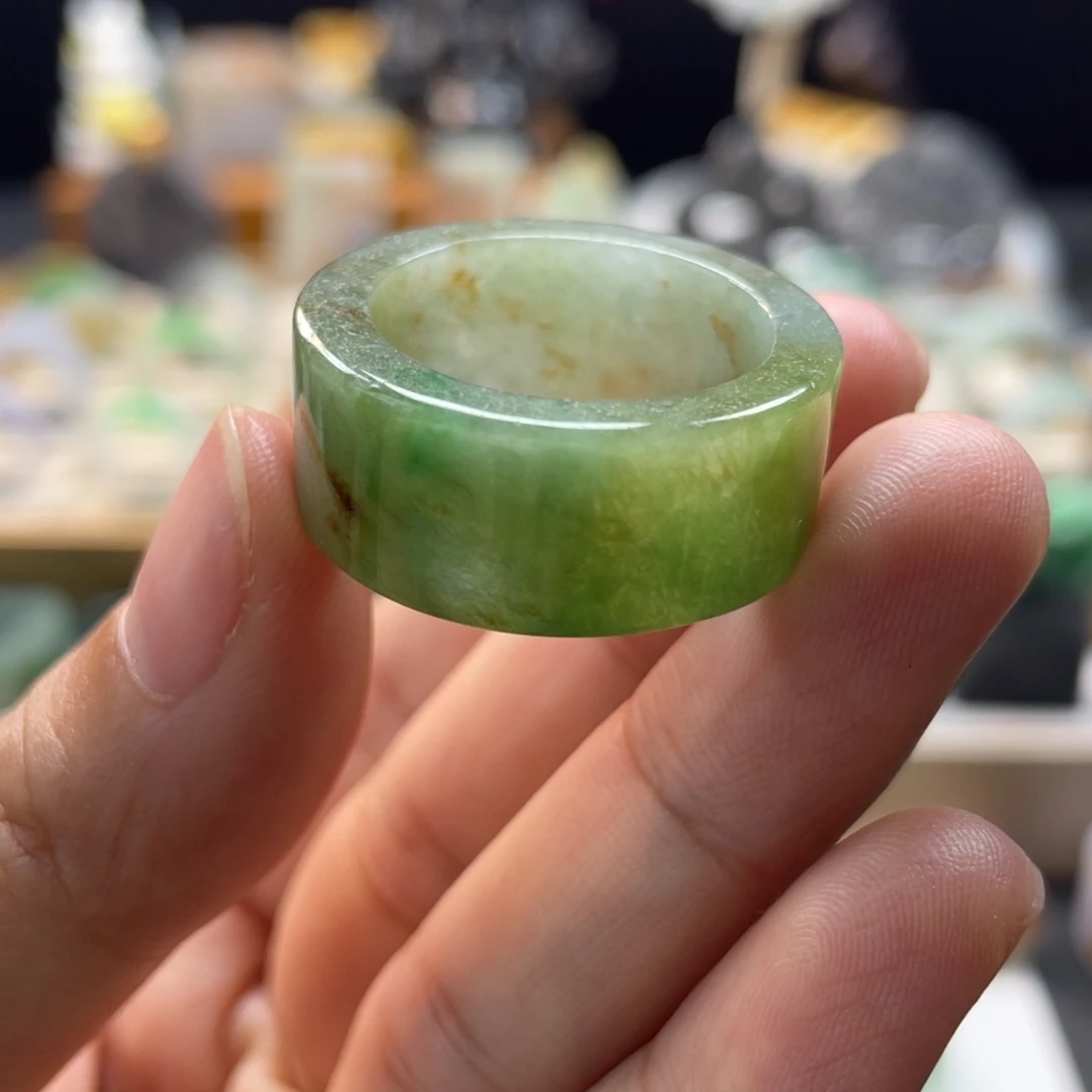 未镶嵌定制翡翠戒指