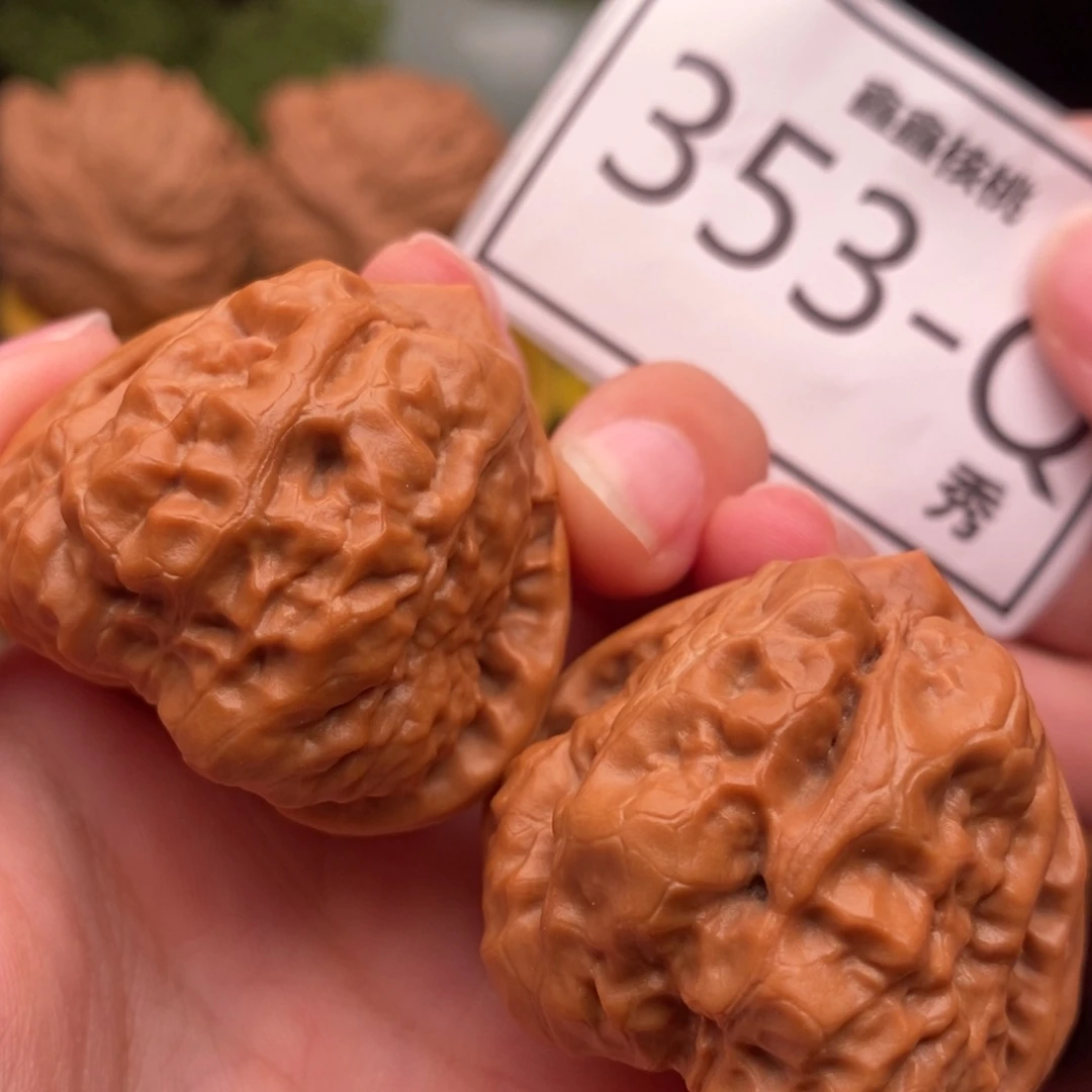 文玩核桃把件毕业三角蛙40