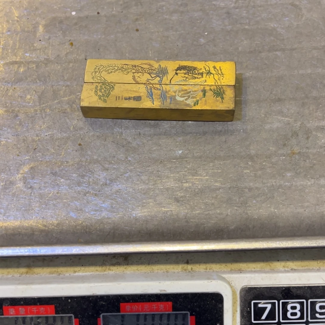 青***扬黄铜摆件，文房摆件