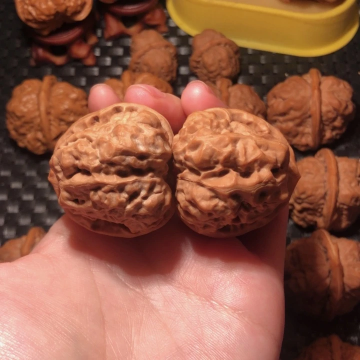 文玩核桃把件40✖️46开背肌肉蛙