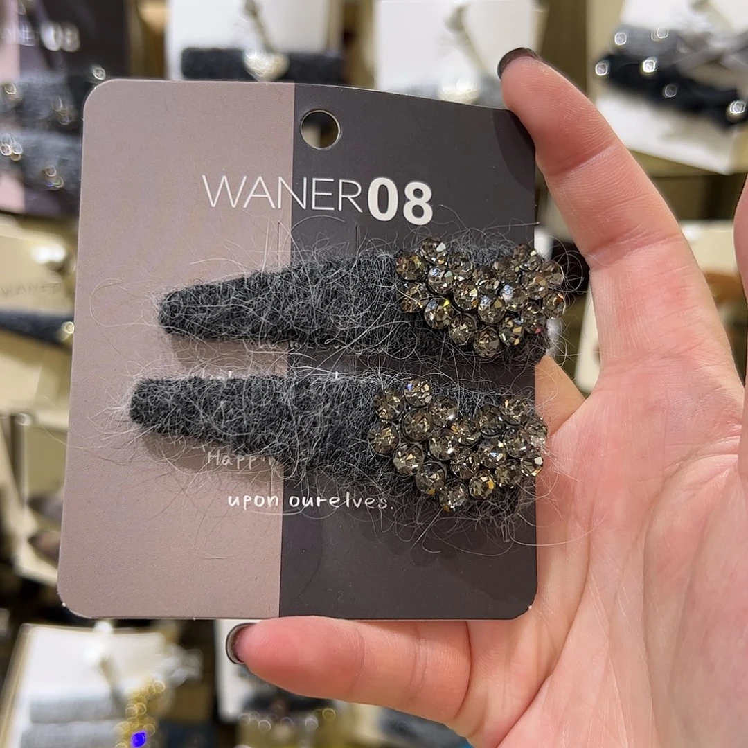 布艺非金属爱心钻拜拜夹