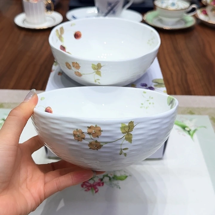 瓷片杯子杯子杯子水杯杯子水杯