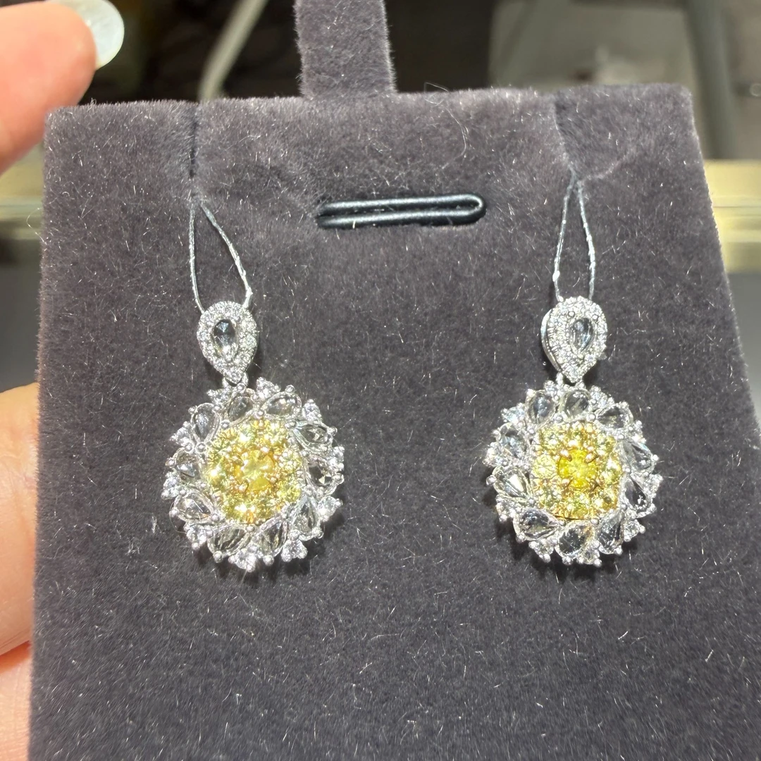 【富恩珠宝】01910 重金 黄钻花边吊坠 （多样性发其一）