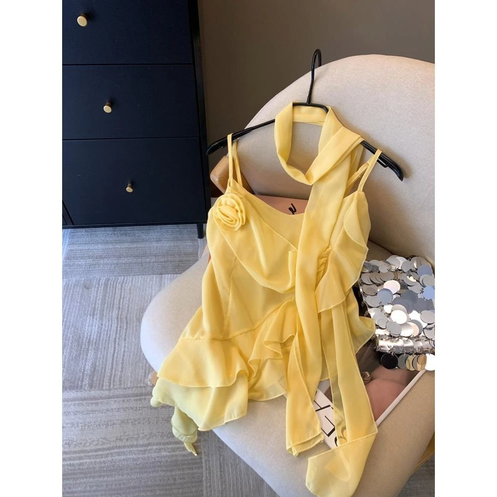 黄色立体花朵荷叶边背心女夏季多巴胺辣妹吊带衫遮肚子雪纺小上衣