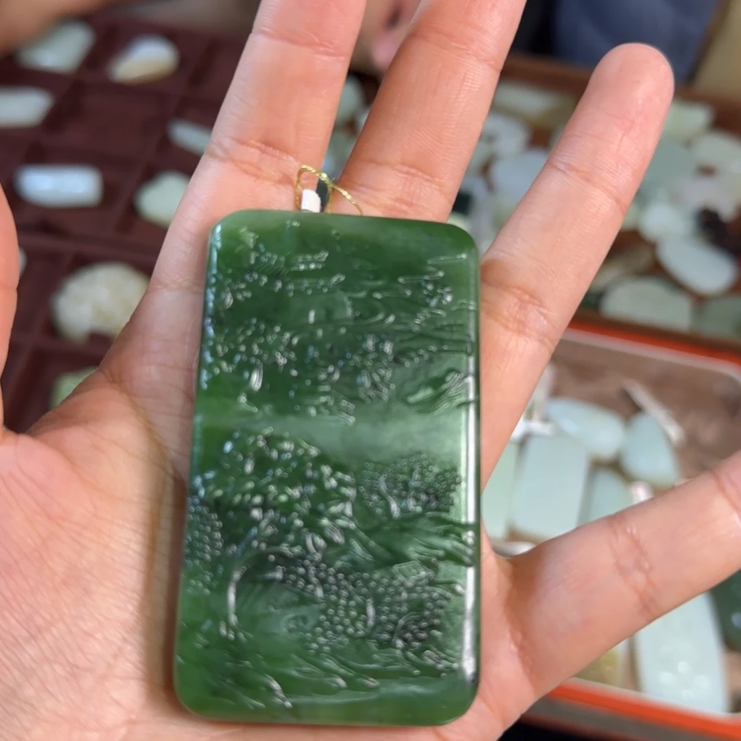 颈饰未镶嵌和田玉