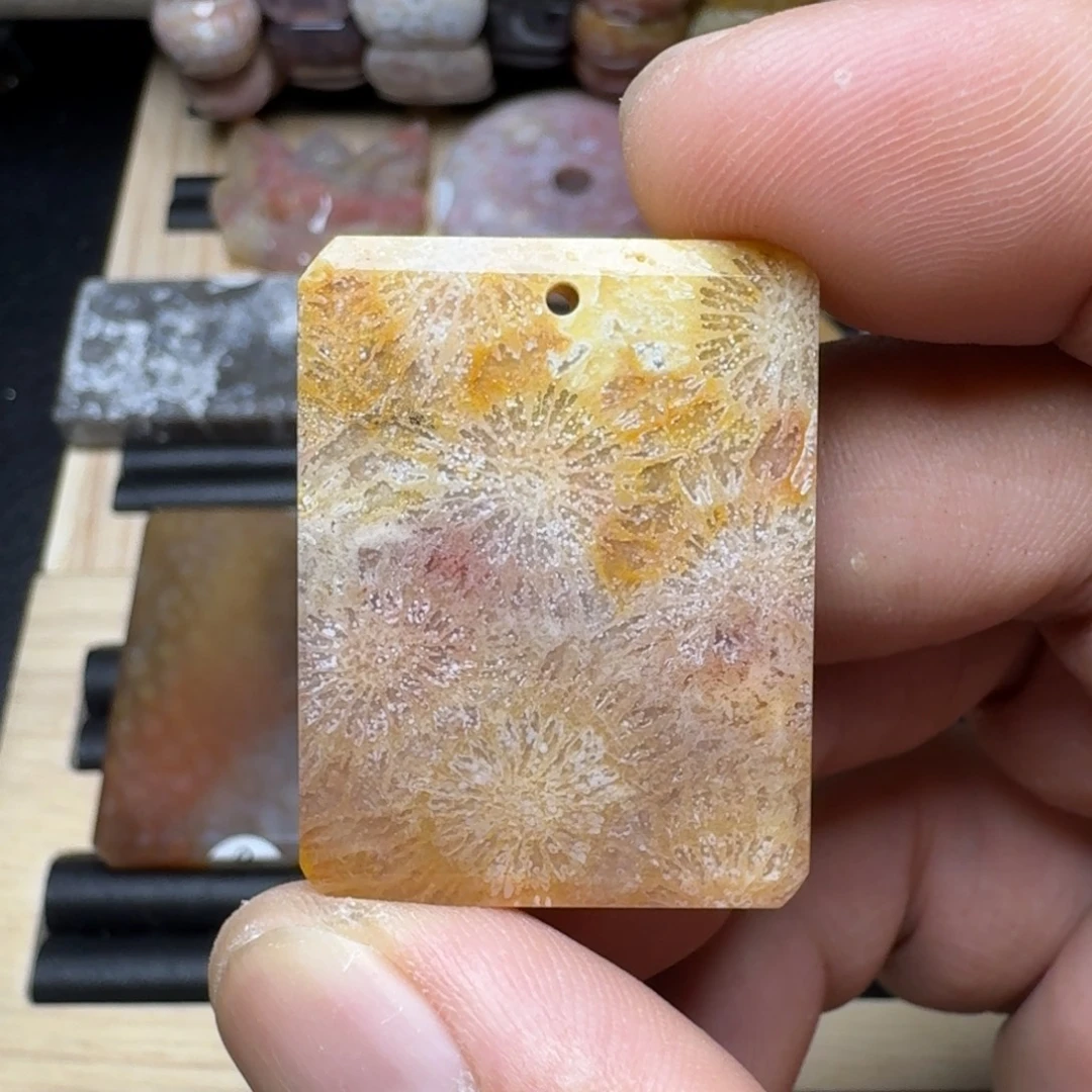 硅化玉未镶嵌纯天然色有机玉石保真色