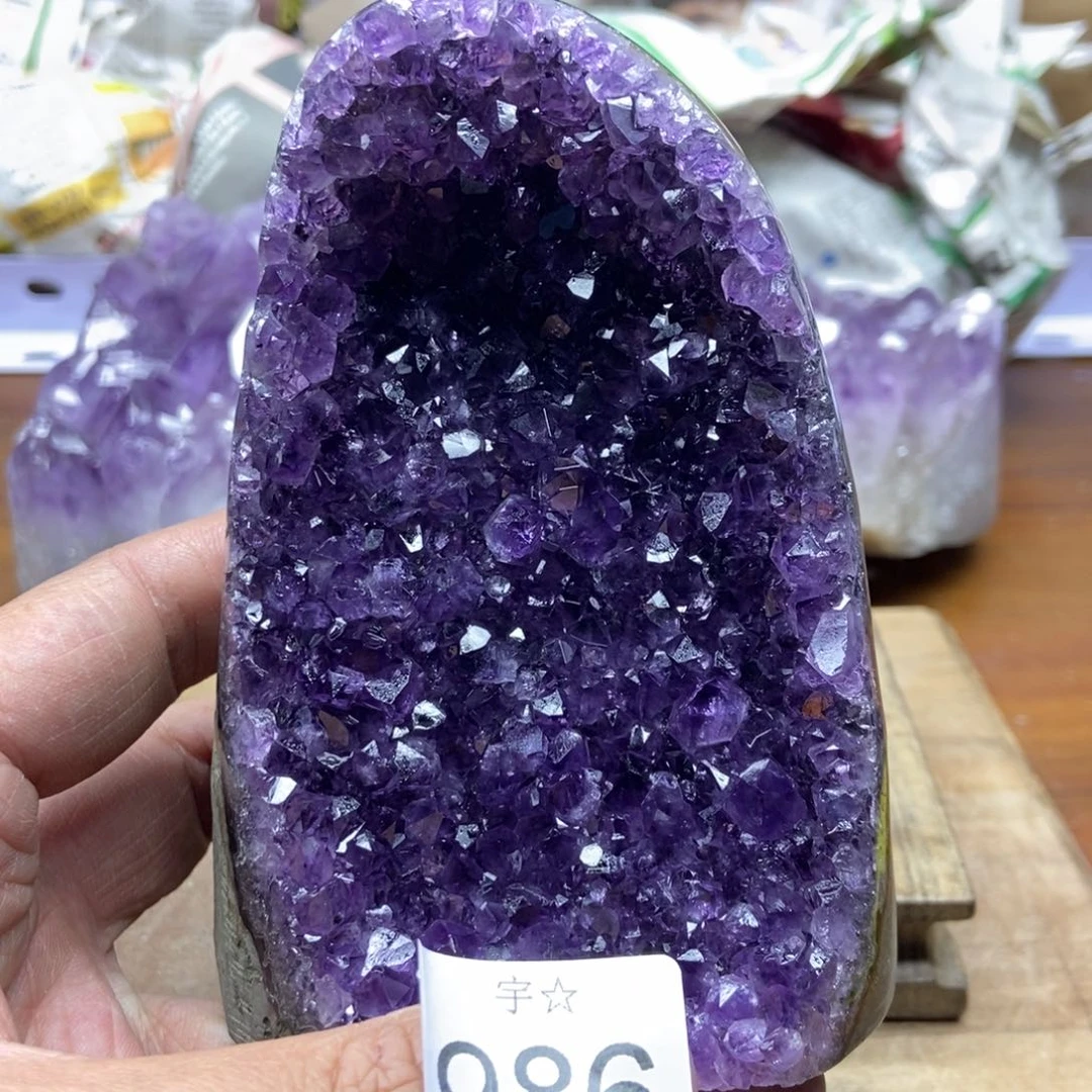 紫晶天然水晶摆件未镶嵌