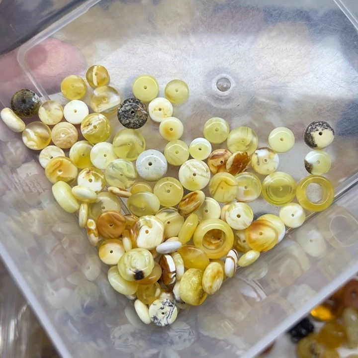 琥珀未镶嵌珠宝奇石