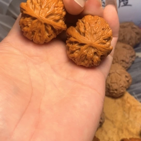 文玩核桃吊坠这****吗苹果